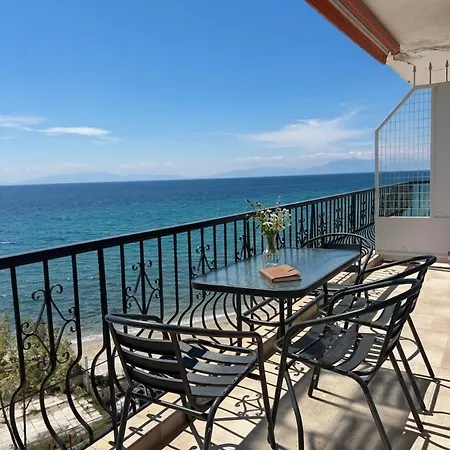 Zeus Balcony *